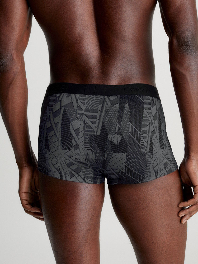 Calvin Klein Black Low Rise Trunk 000nb3734a Lwh New York Collage Print 7