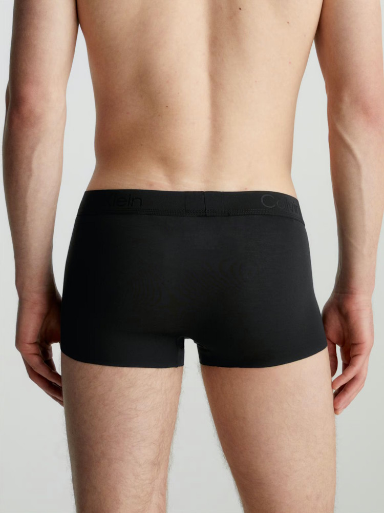 Calvin Klein Black Low Rise Trunk Nb3634A UB1 Black 2