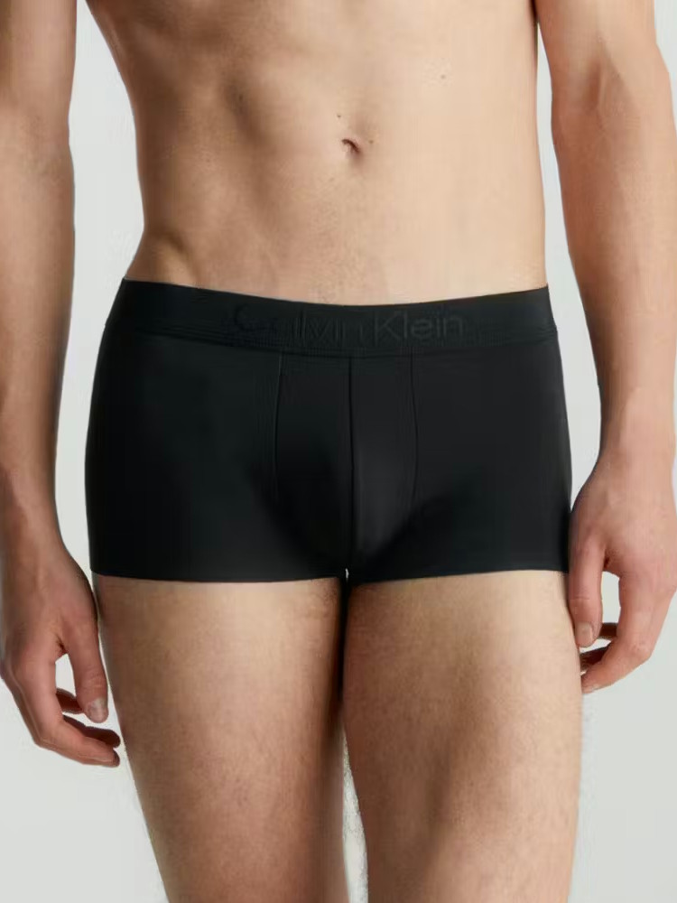 Calvin Klein Black Low Rise Trunk Nb3634A UB1 Black 4