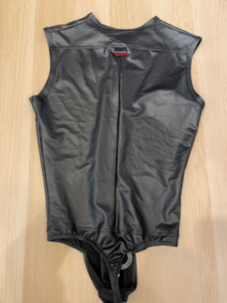 Addicted Fetish Front Zip Rub Body String