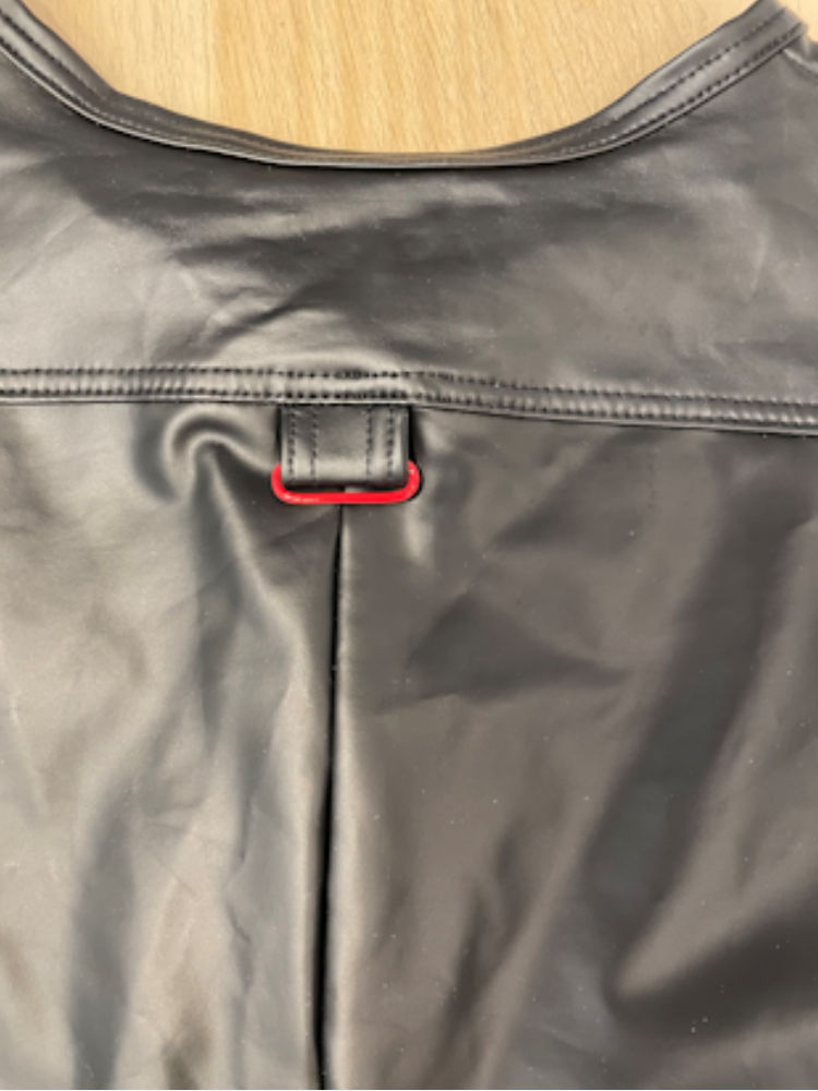 Addicted Fetish Front Zip Rub Body String