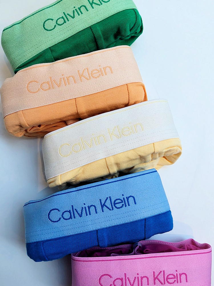 Calvin Klein 5 Pack Low Rise Trunk Lv00nb4550 4wi Mardi Gras 2