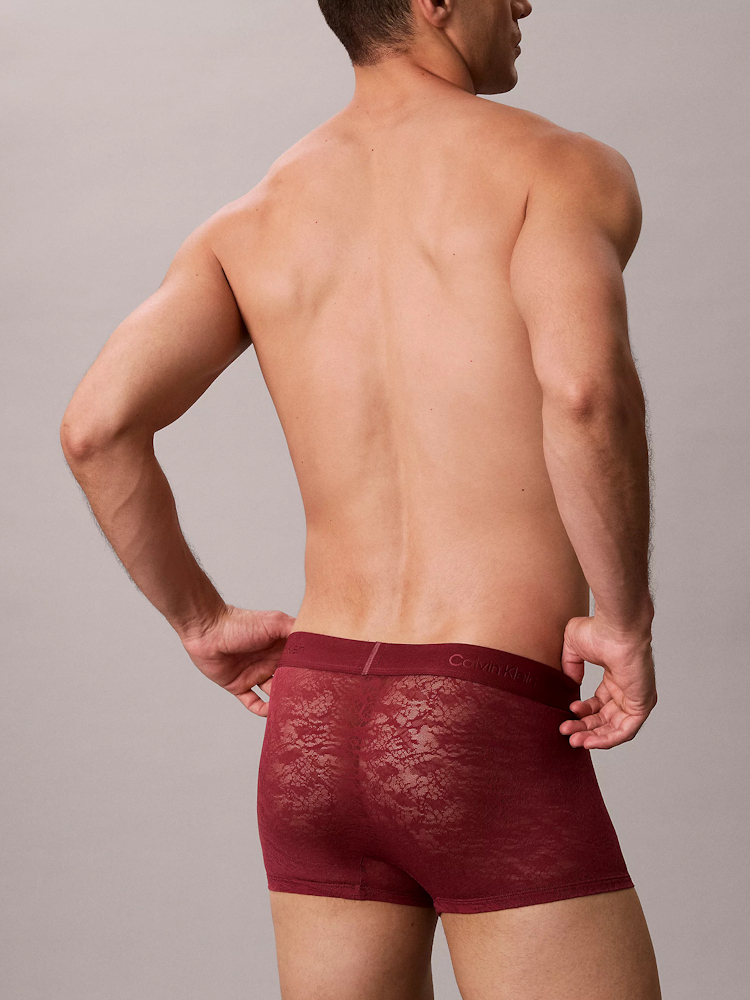 Calvin Klein Sculpt Lace Low Rise Trunk Lv00nb4633 4gj Established Red 3